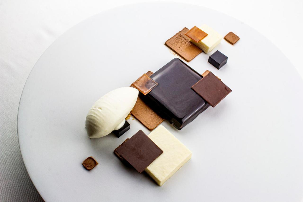 Chateau D'Origny, Chambres D'Hotes Et Restaurant Gastronomique Ouches Eksteriør billede